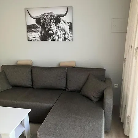 Von Wiegen, * Schneverdingen